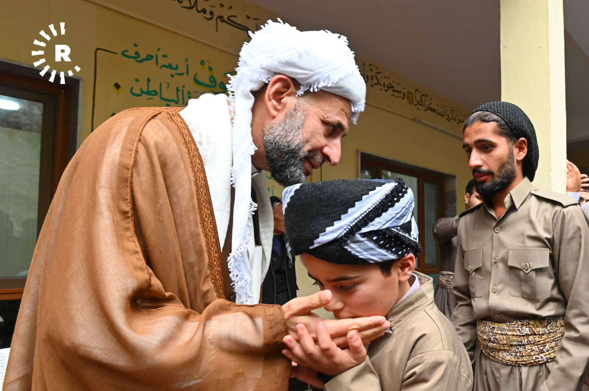 Paypoqdagi semiz etuk ona